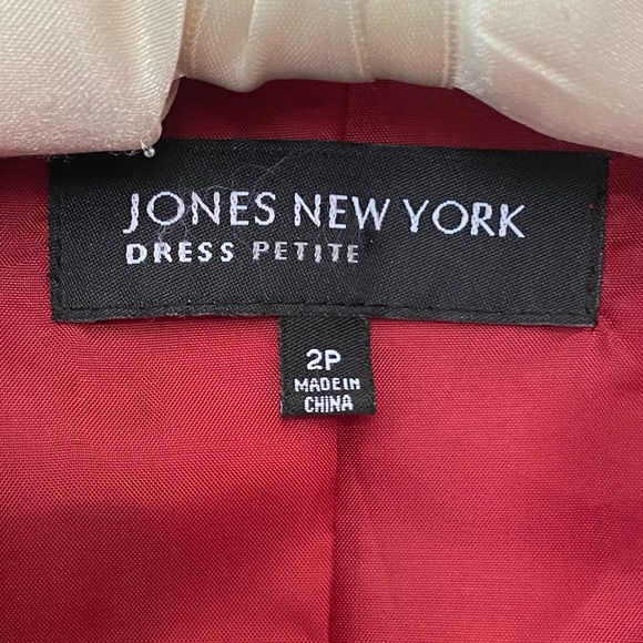 Jones New York, 2P, red dress. - Picture 5 of 8